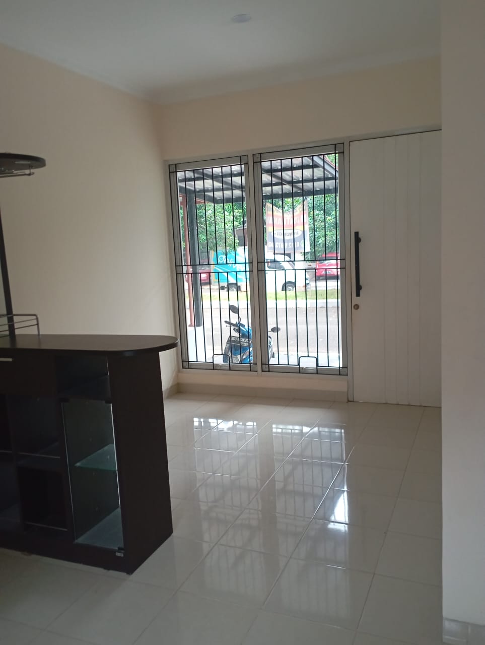 Rumah Disewakan di Cluster Aquatic Garden Grand Wisata